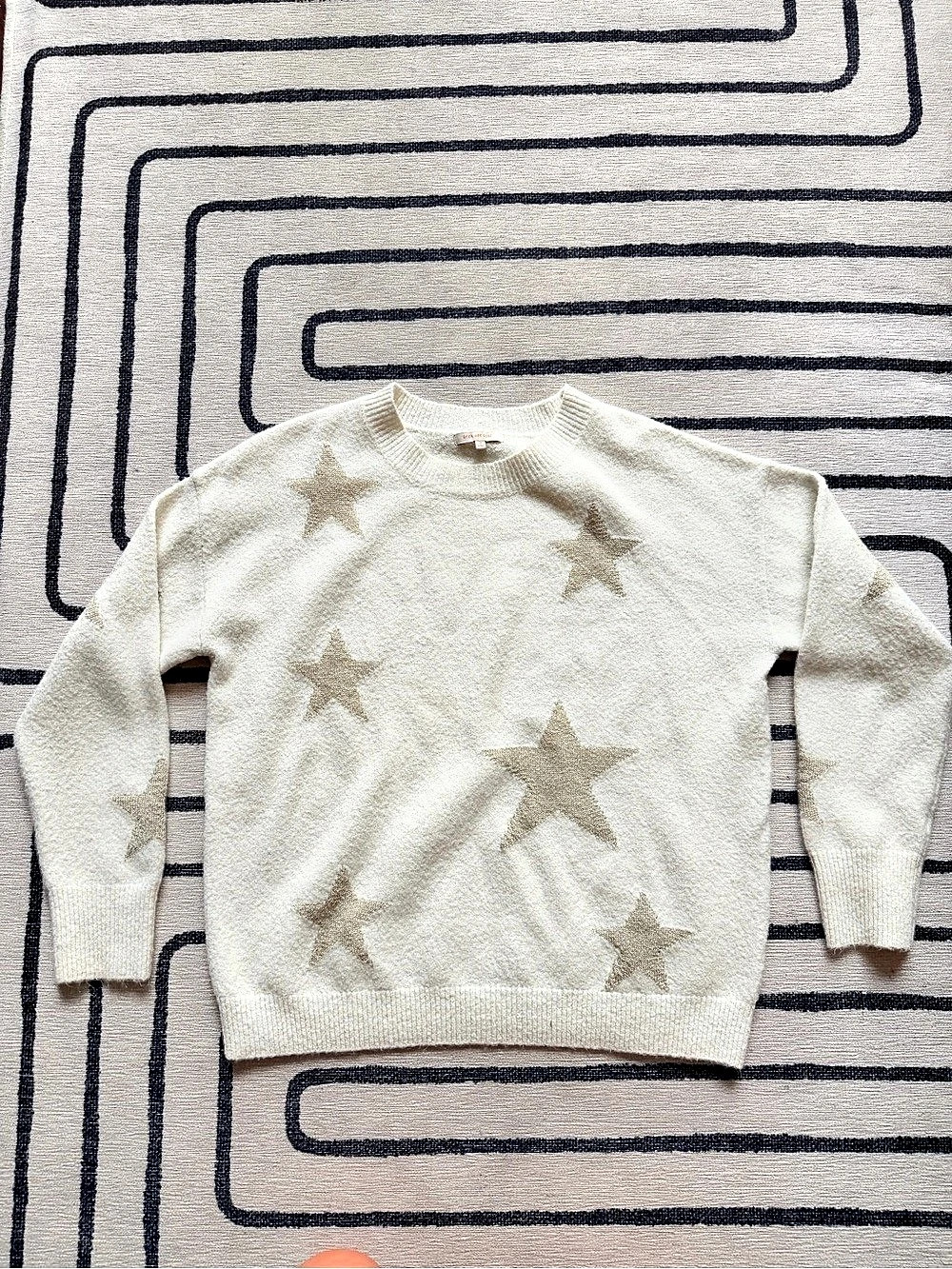 Skies Are Blue White Sweater with Gold Star Accent White & Gold Size Medium